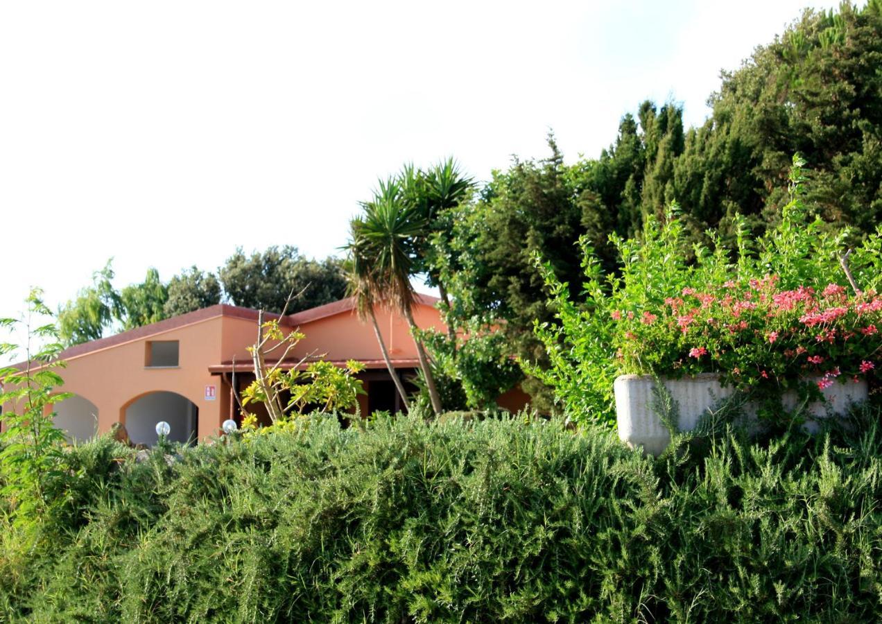 Agriturismo Da Pina Porto Conte Eksteriør billede
