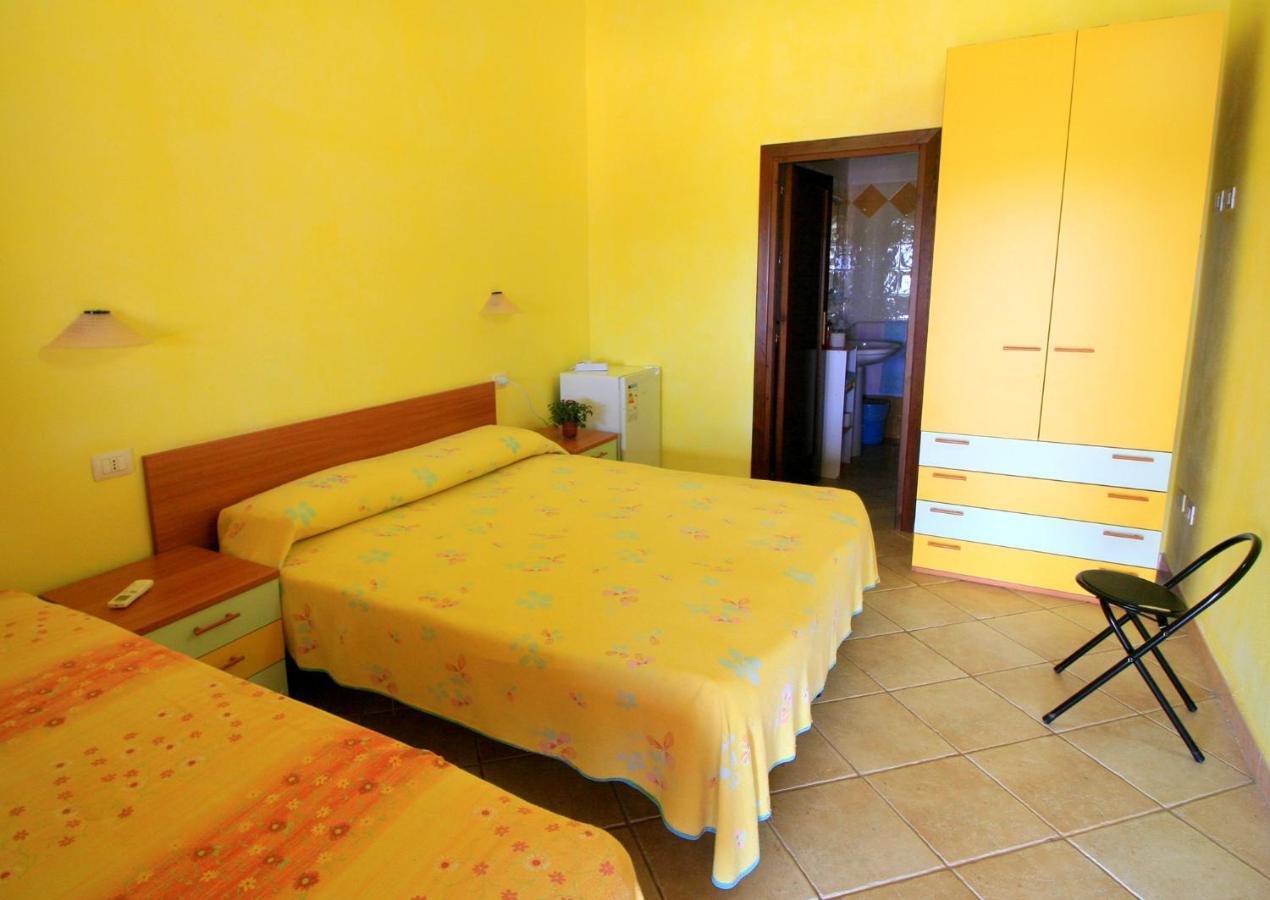 Agriturismo Da Pina Porto Conte Eksteriør billede